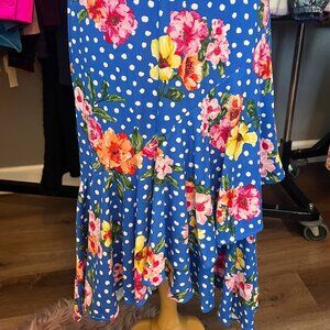 NWT Lucy Love Floral Polka Dot skirt Size Large